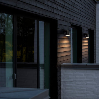 Front Single Wall Light Black